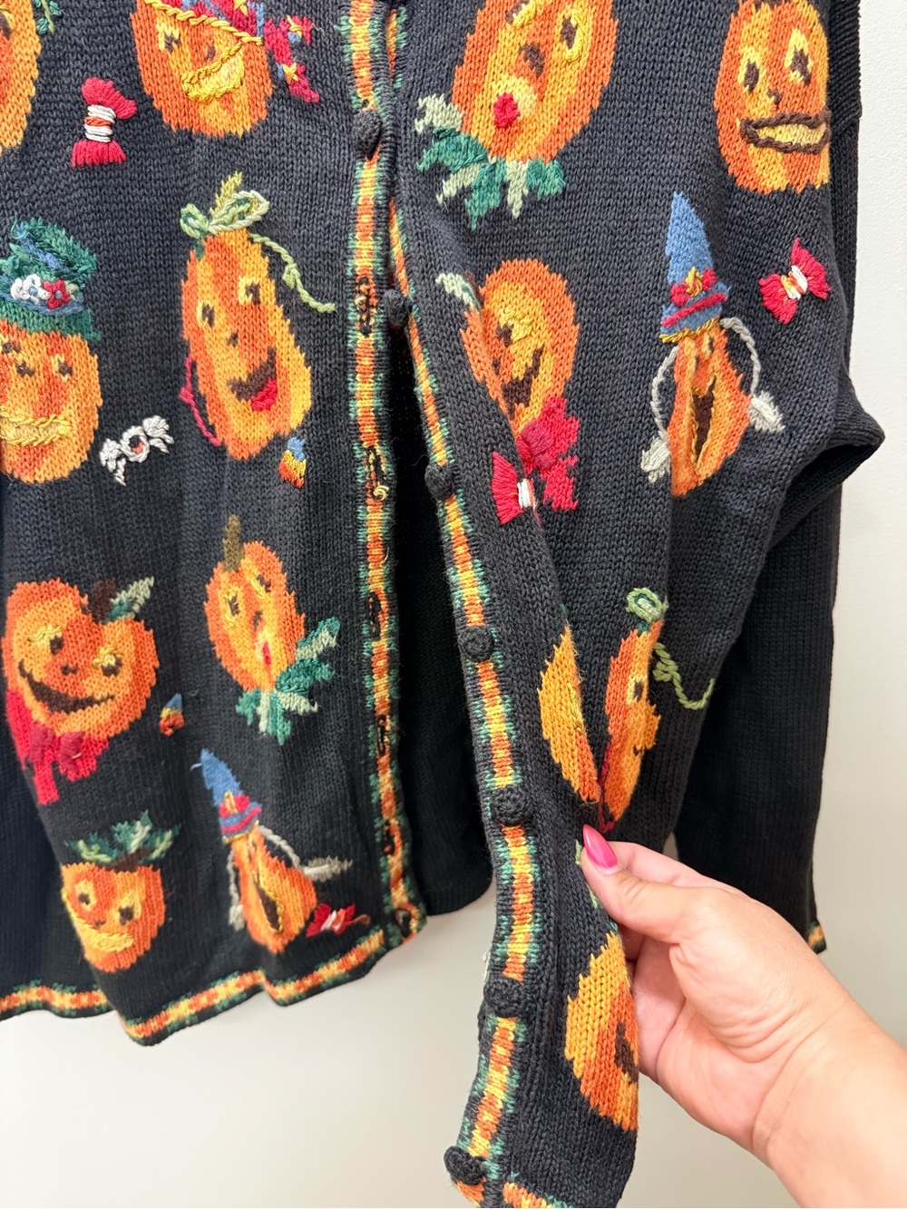 Women’s Vintage Halloween Tiara Cardigan M/L Orange Black Jack o’ Lanterns - Picture 9 of 10